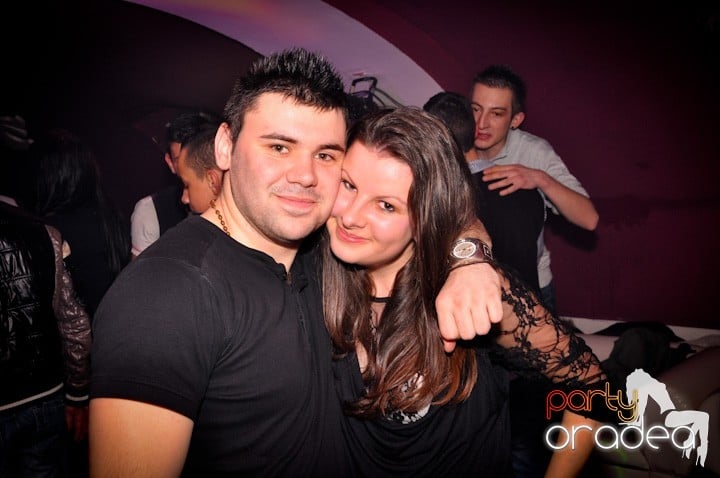 Club Atti's pe ringul de dans, 