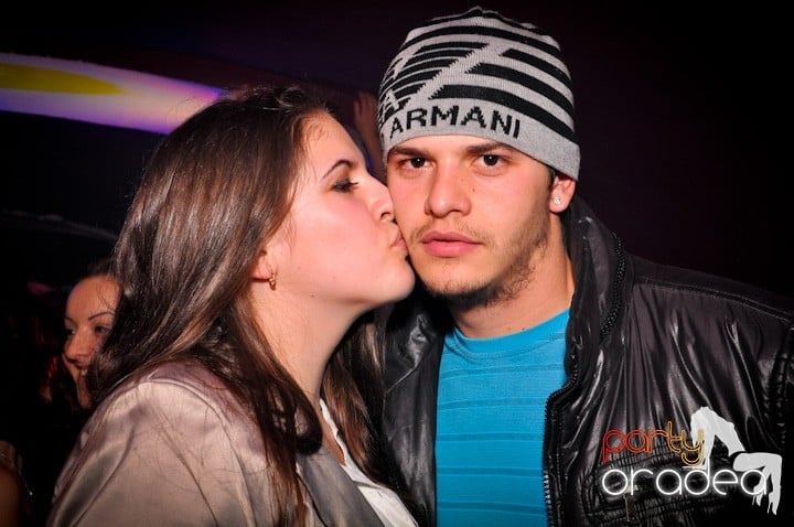 Club Atti's pe ringul de dans, 