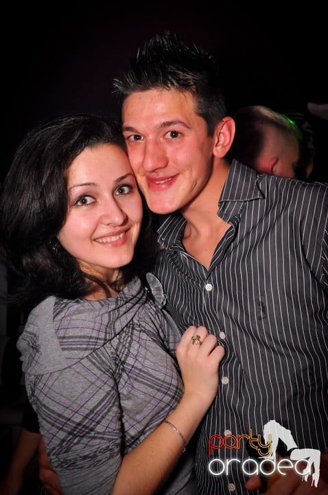 Club Atti's pe ringul de dans, 