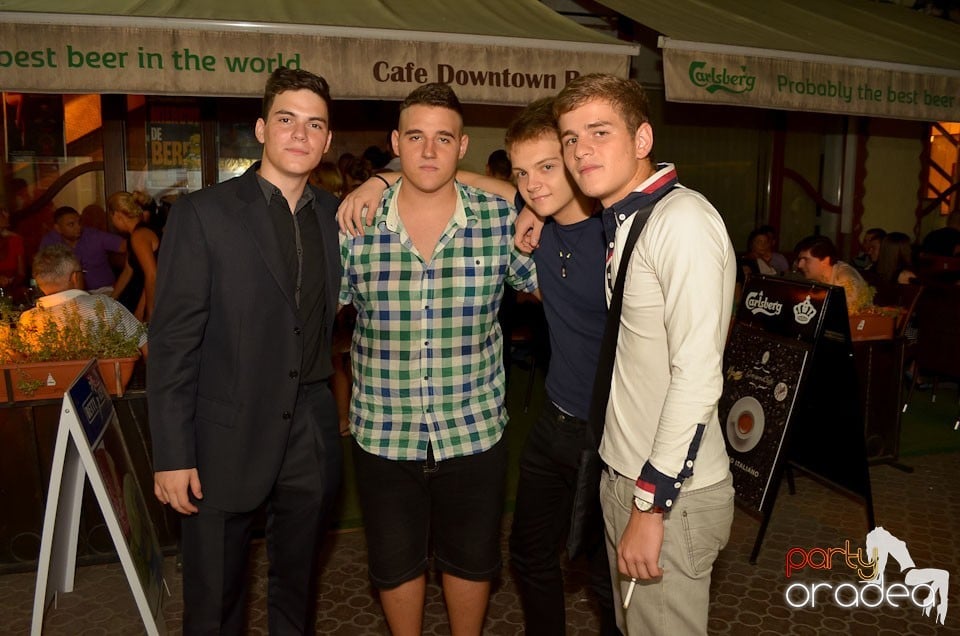 Club Downtown - Sâmbătă noaptea, 