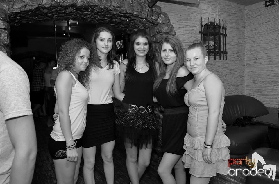 Club Downtown - Sâmbătă noaptea, 