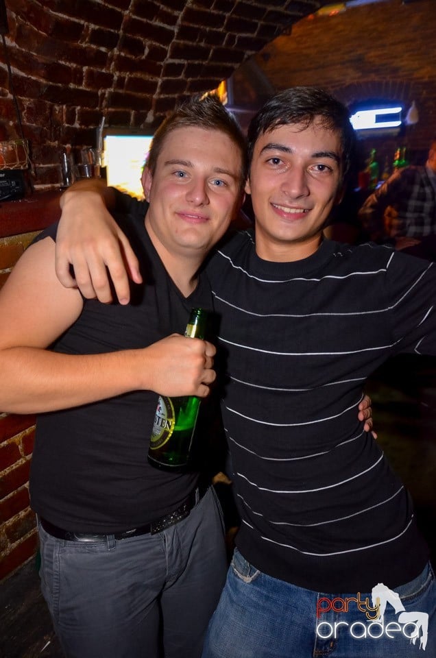 Club Escape: Caveman in the mix,
