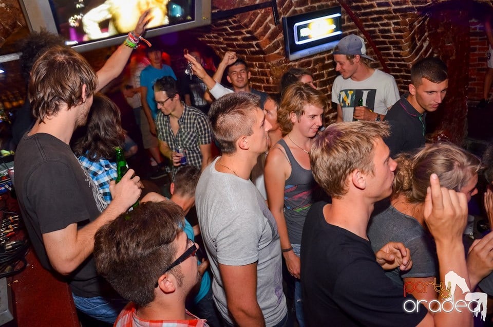 Club Escape: NMD Student's Party, 