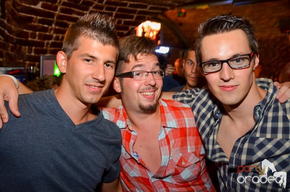 Club Escape: NMD Student's Party, 