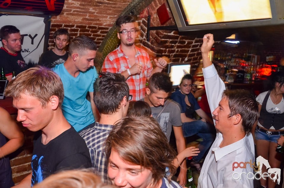 Club Escape: NMD Student's Party, 