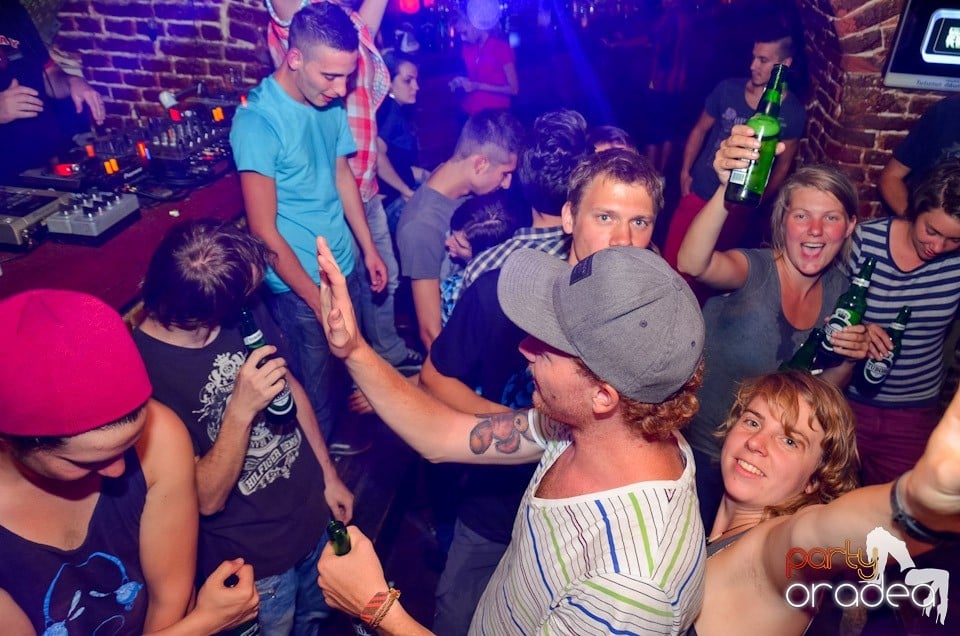 Club Escape: NMD Student's Party, 