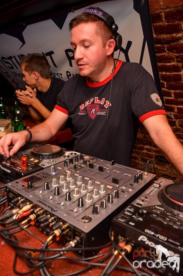 Club Escape: NMD Student's Party, 