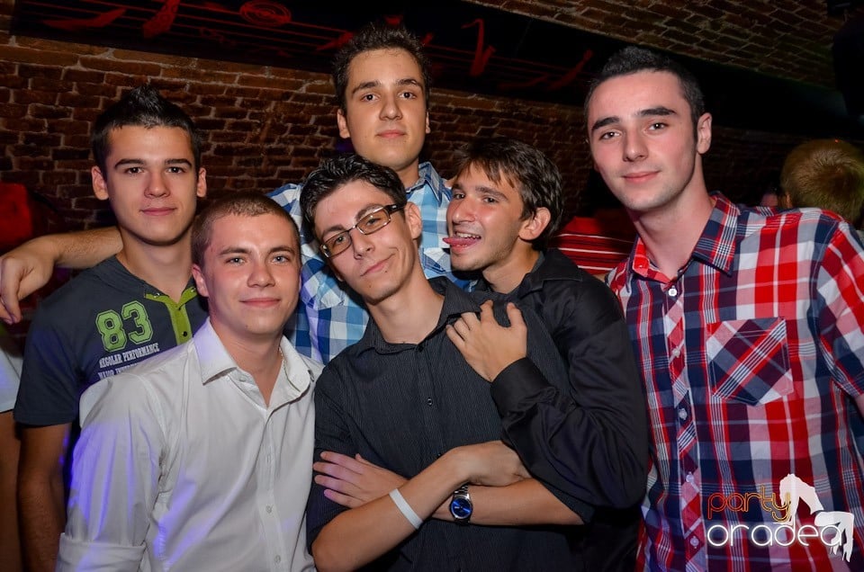 Club Escape nu doarme!, 