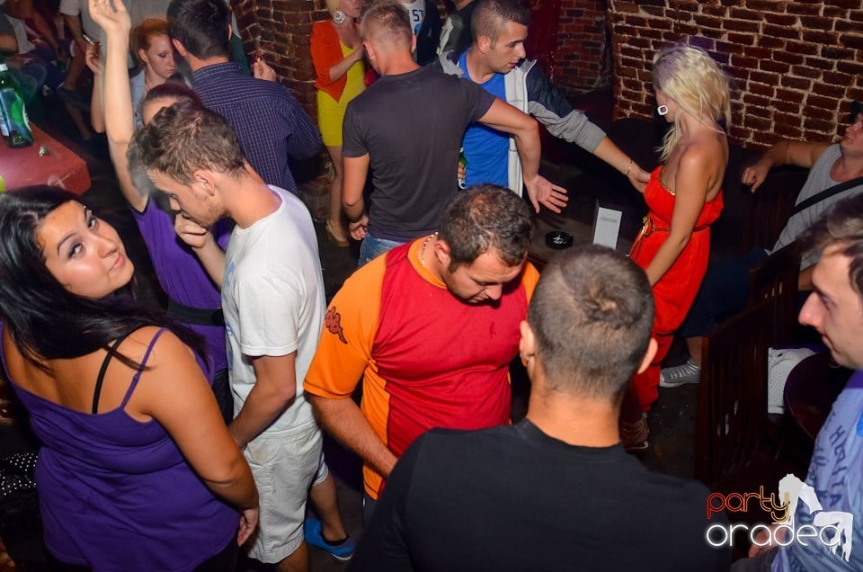 Club Escape nu doarme!, 