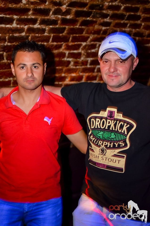 Club Escape nu doarme!, 