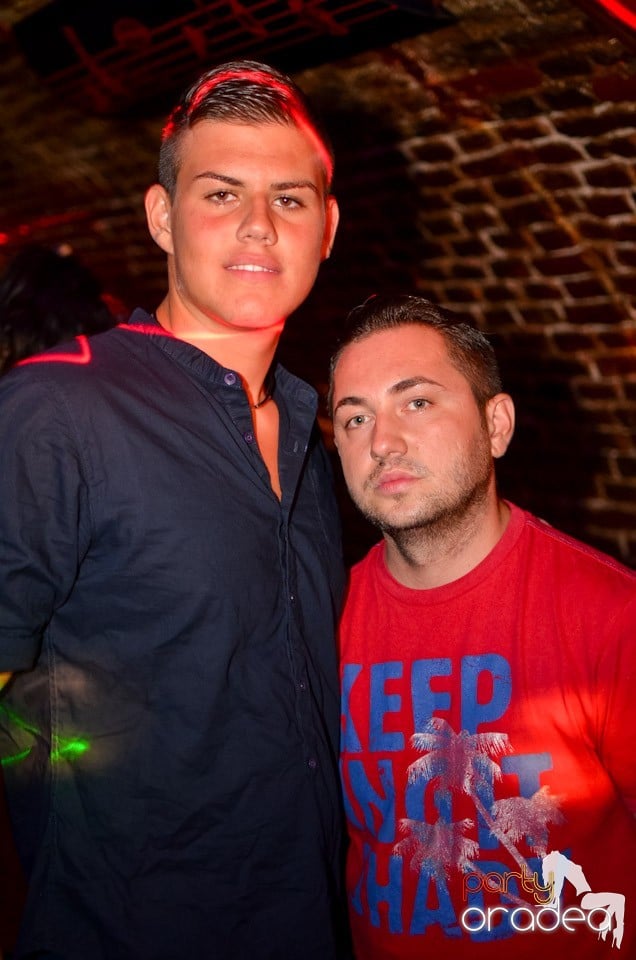 Club Escape nu doarme!, 