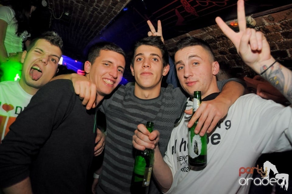 Club Escape prezintă: Green Day, 