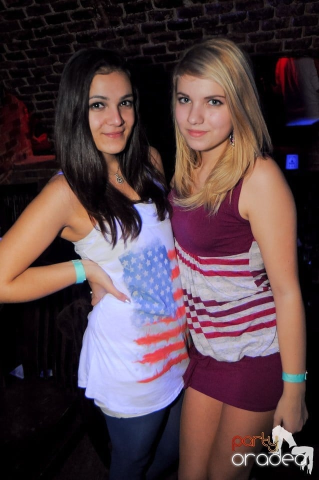 Club Escape prezintă: Green Day, 