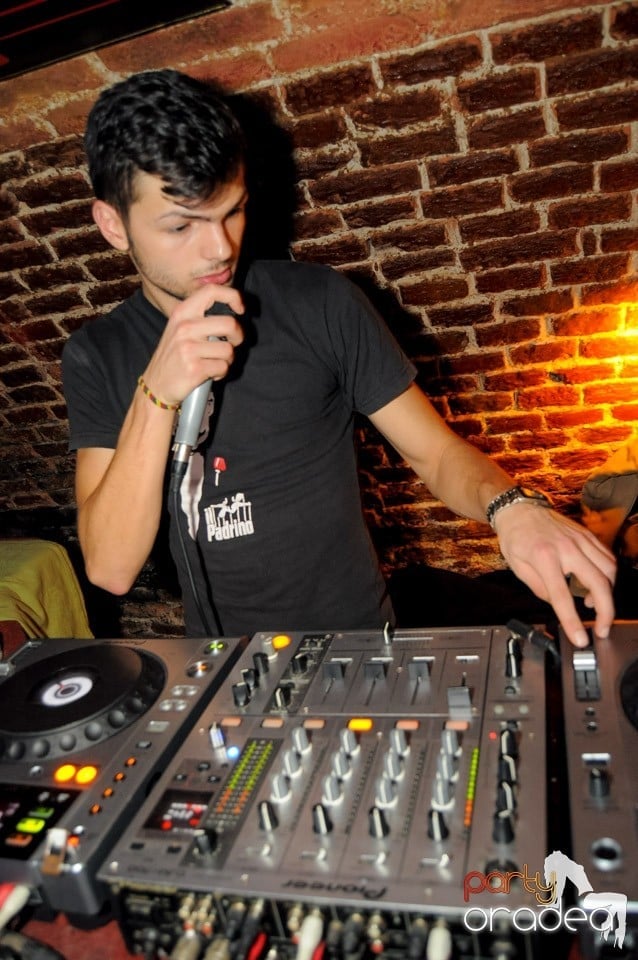 Club Escape prezintă: Green Day, 