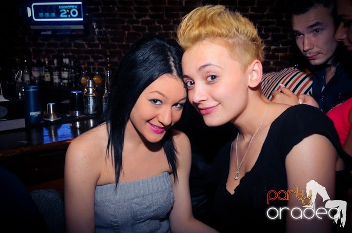 Club Escape se încinge,