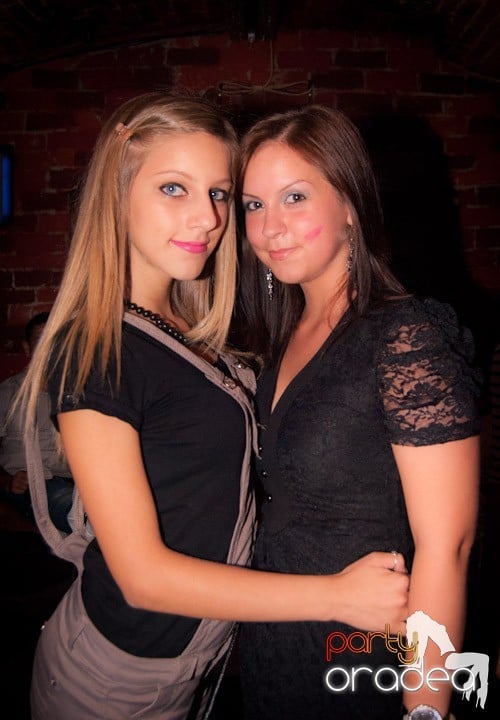 Club escape seară de seară, 