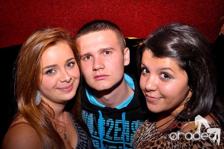 Club Escape vineri noaptea,