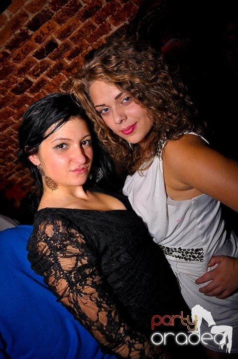 Club Escape vineri noaptea,