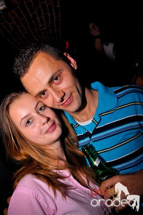 Club Escape vineri noaptea,