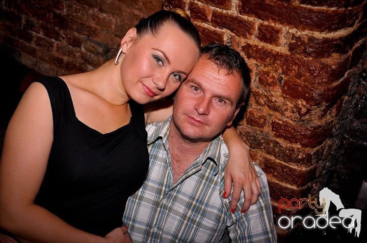 Club Escape vineri noaptea,