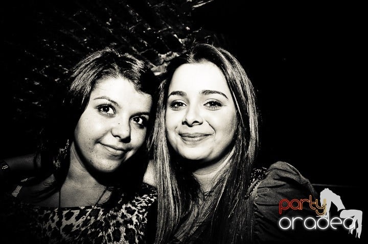 Club Escape vineri noaptea,