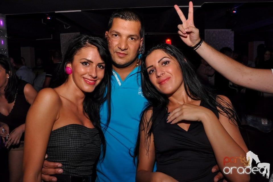 Club Life: Music in the Night, 