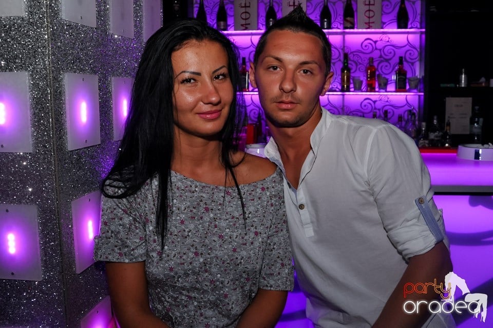 Club Life: Music in the Night, 