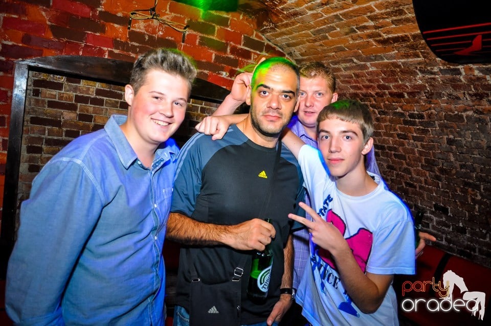 Club revolution, 