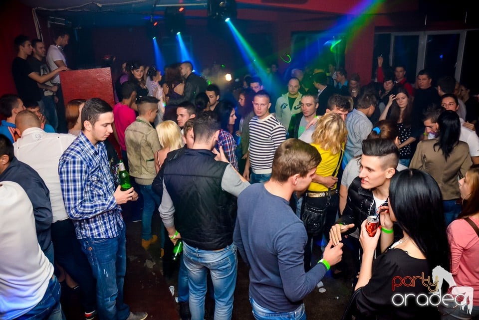 Clubbers Night Party, Royal Party House
