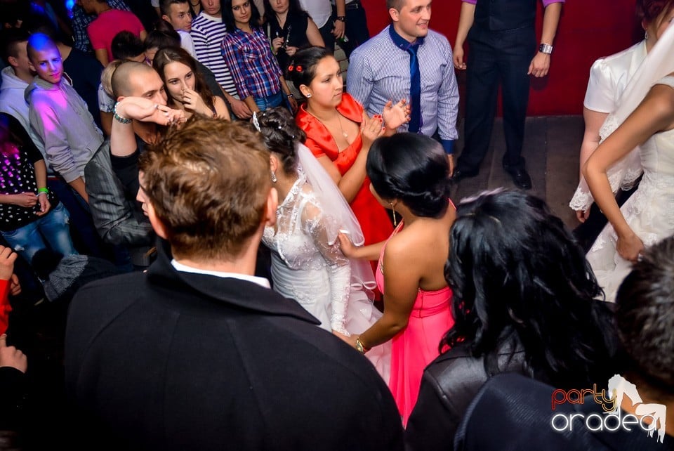 Clubbers Night Party, Royal Party House