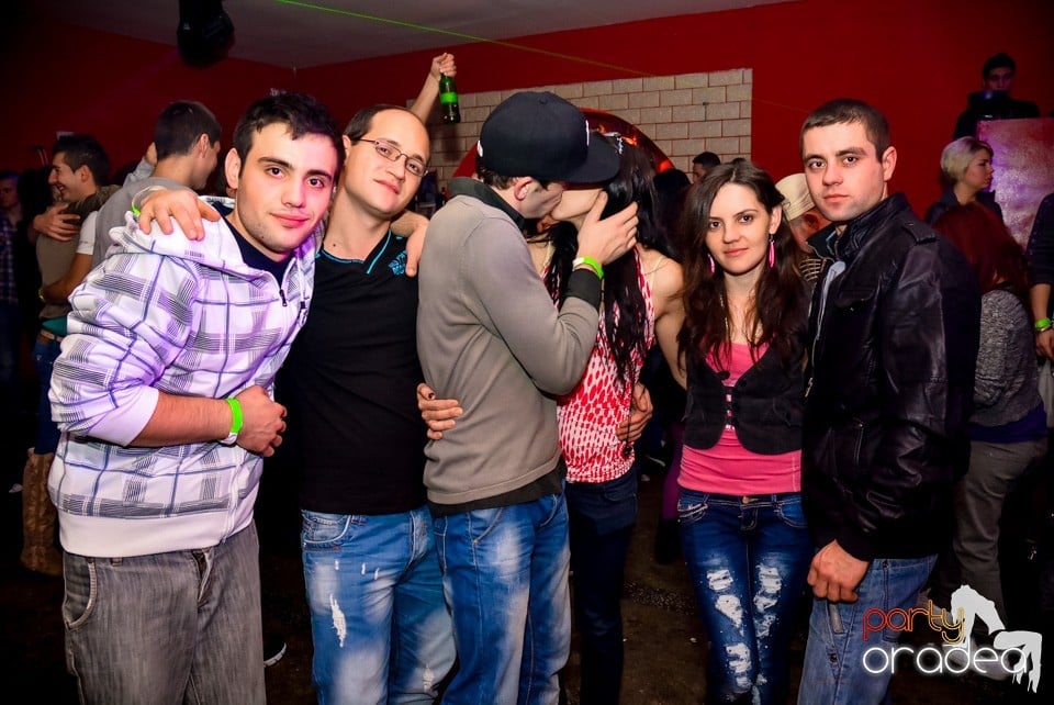Clubbers Night Party, Royal Party House