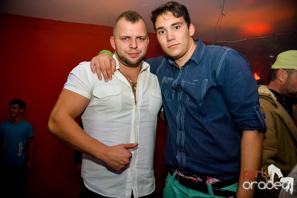 Clubbers Night Party, Royal Party House
