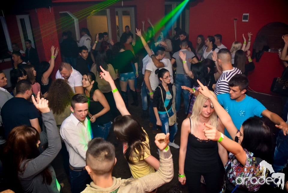 Clubbers Night Party, Royal Party House