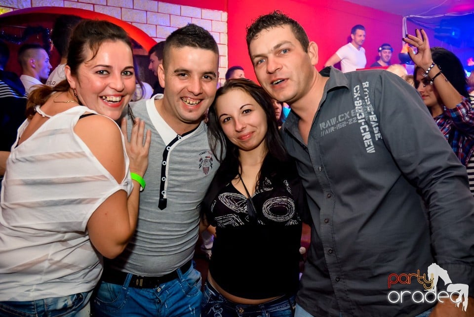 Clubbers Night Party, Royal Party House