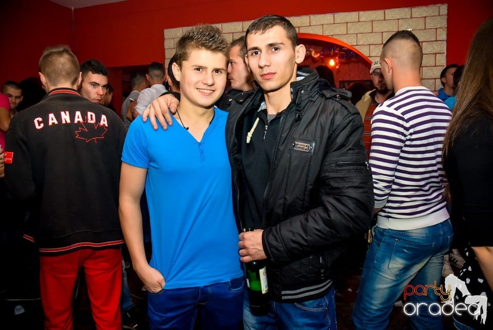 Clubbers Night Party, Royal Party House
