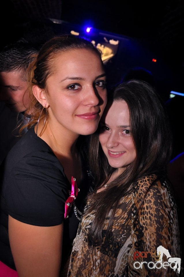 Clubbing în Escape, 