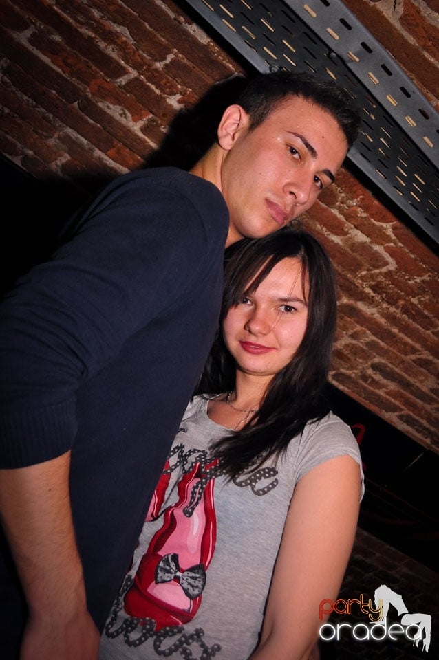 Clubbing în Escape, 