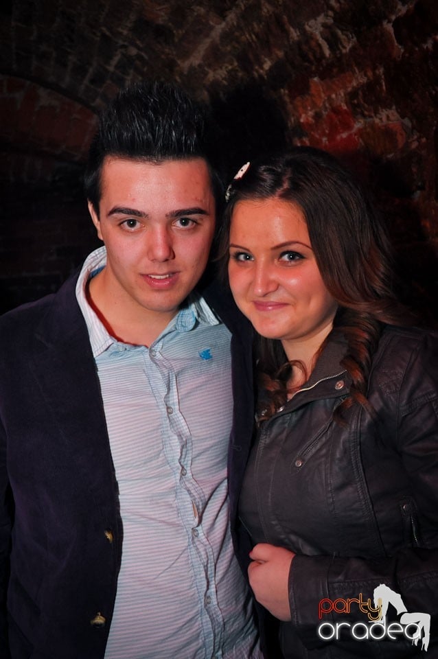 Clubbing în Escape, 