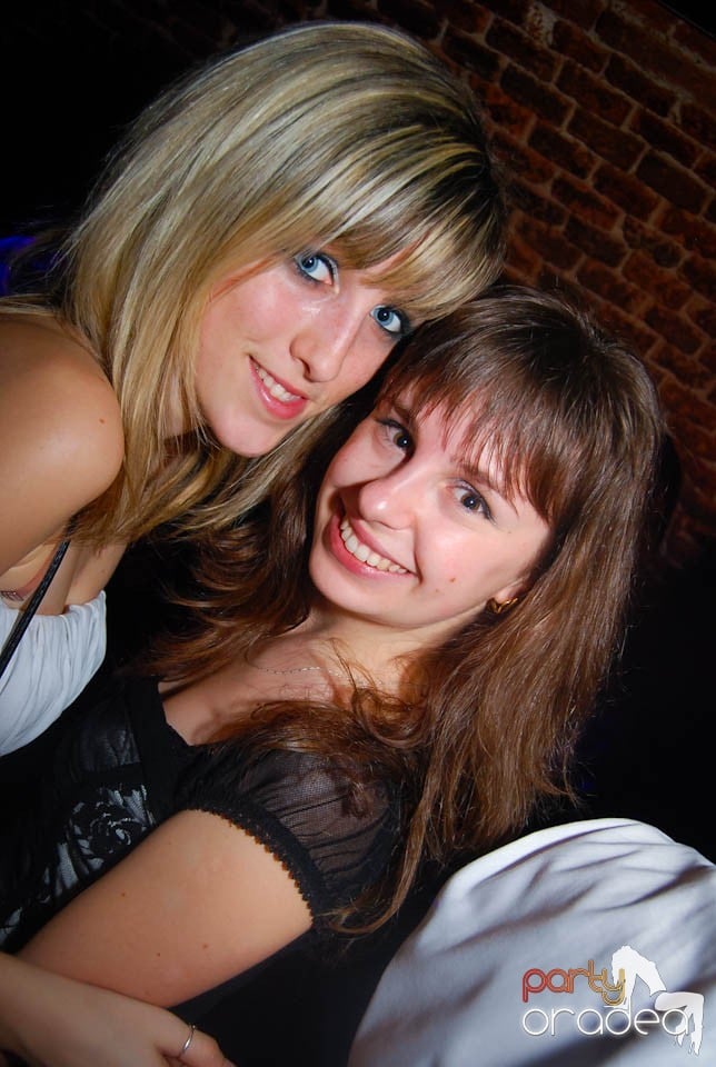 Clubbing în Escape,