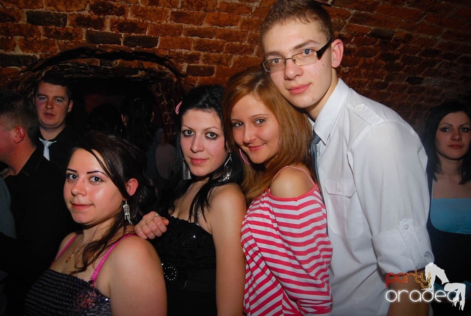 Clubbing în Escape,