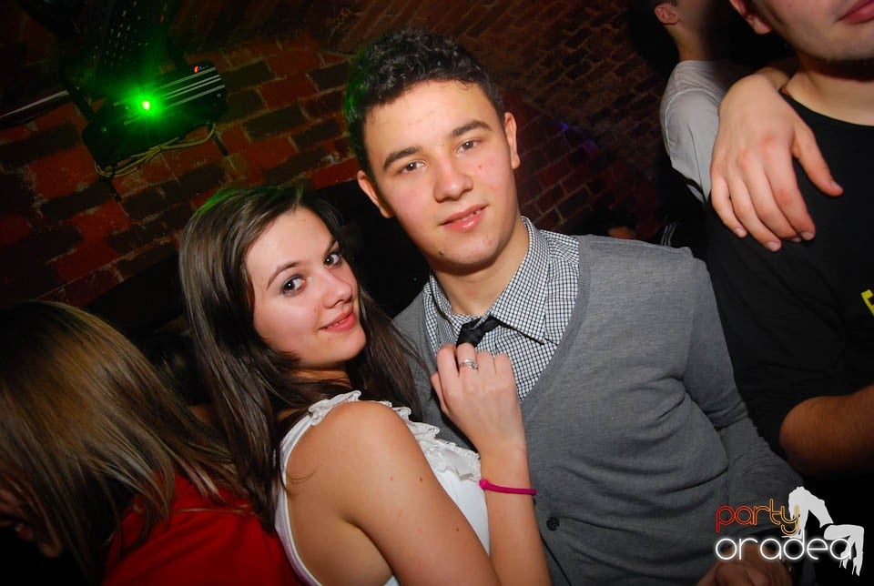 Clubbing în Escape,