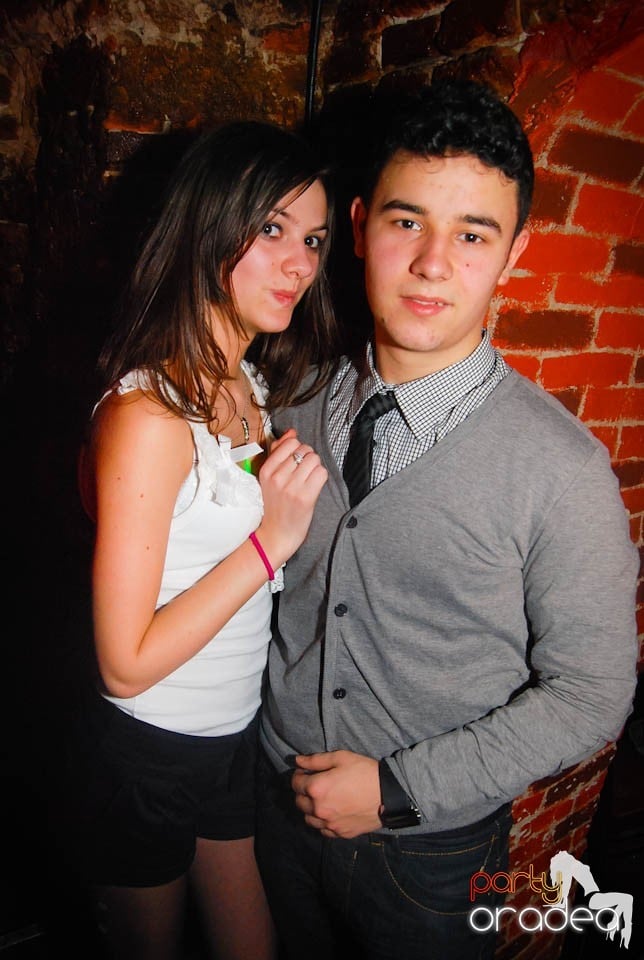 Clubbing în Escape,