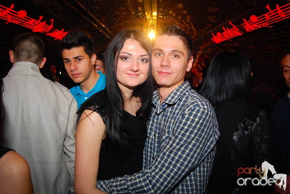 Clubbing în Escape,