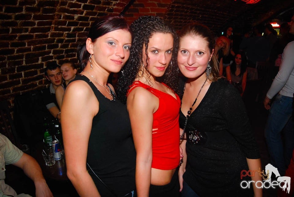 Clubbing în Escape,