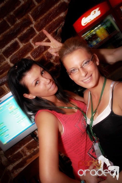 Clubbing în Escape, 