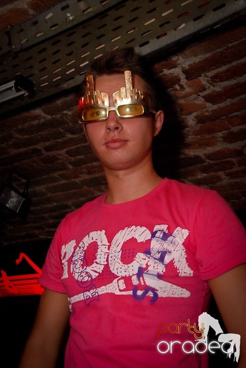 Clubbing în Escape, 