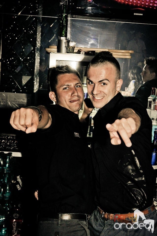 Clubbing în The One, 