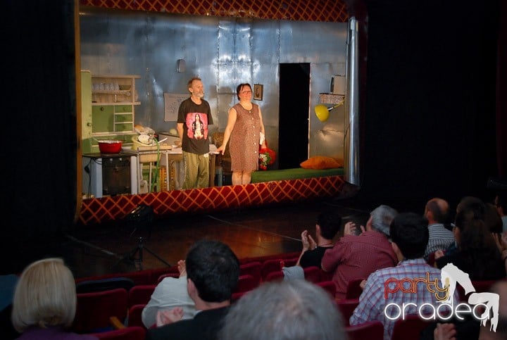 Comedie amară în Teatrul Arcadia, Teatrul Arcadia