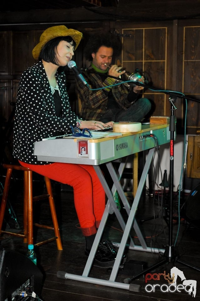 Concert Alexandrina Hristov în Queen's, Queen's Music Pub