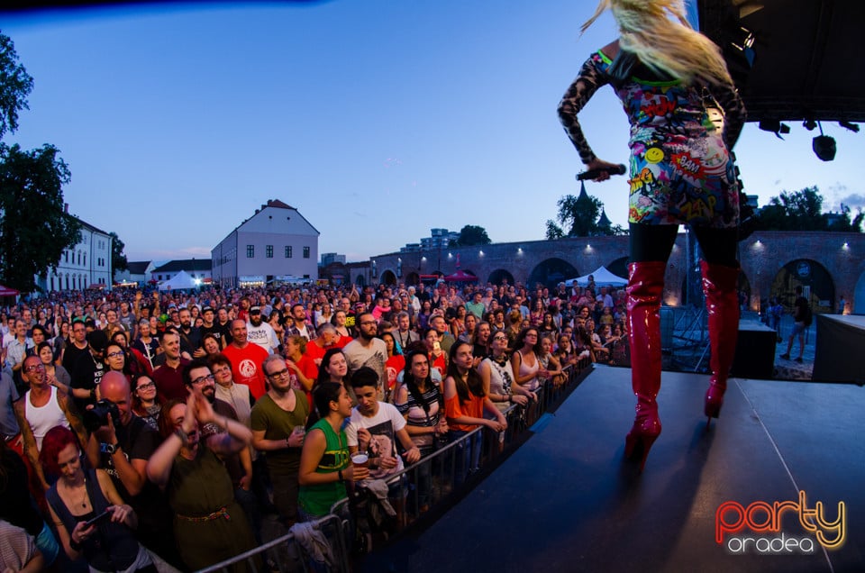 Concert Anna and the Barbies, Cetatea Oradea